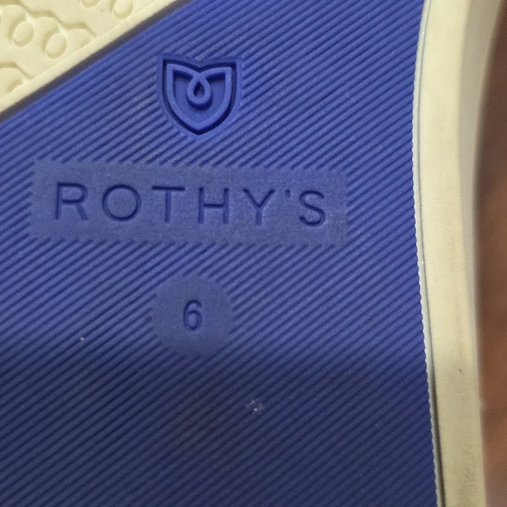 Rothys Amethyst Purple Terry Slip On Sneakers Shoes Cute Comfy Womens size 6 - Picture 10 of 13